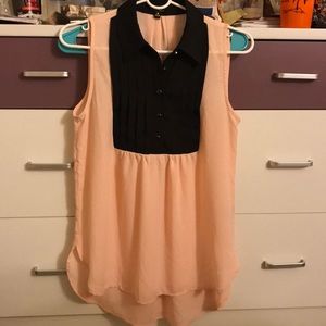 Sleeveless blouse!